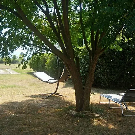 Oasi A Casa Di Vale פיסטויה