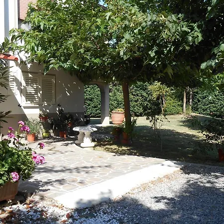 Hétvégi ház Oasi A Casa Di Vale